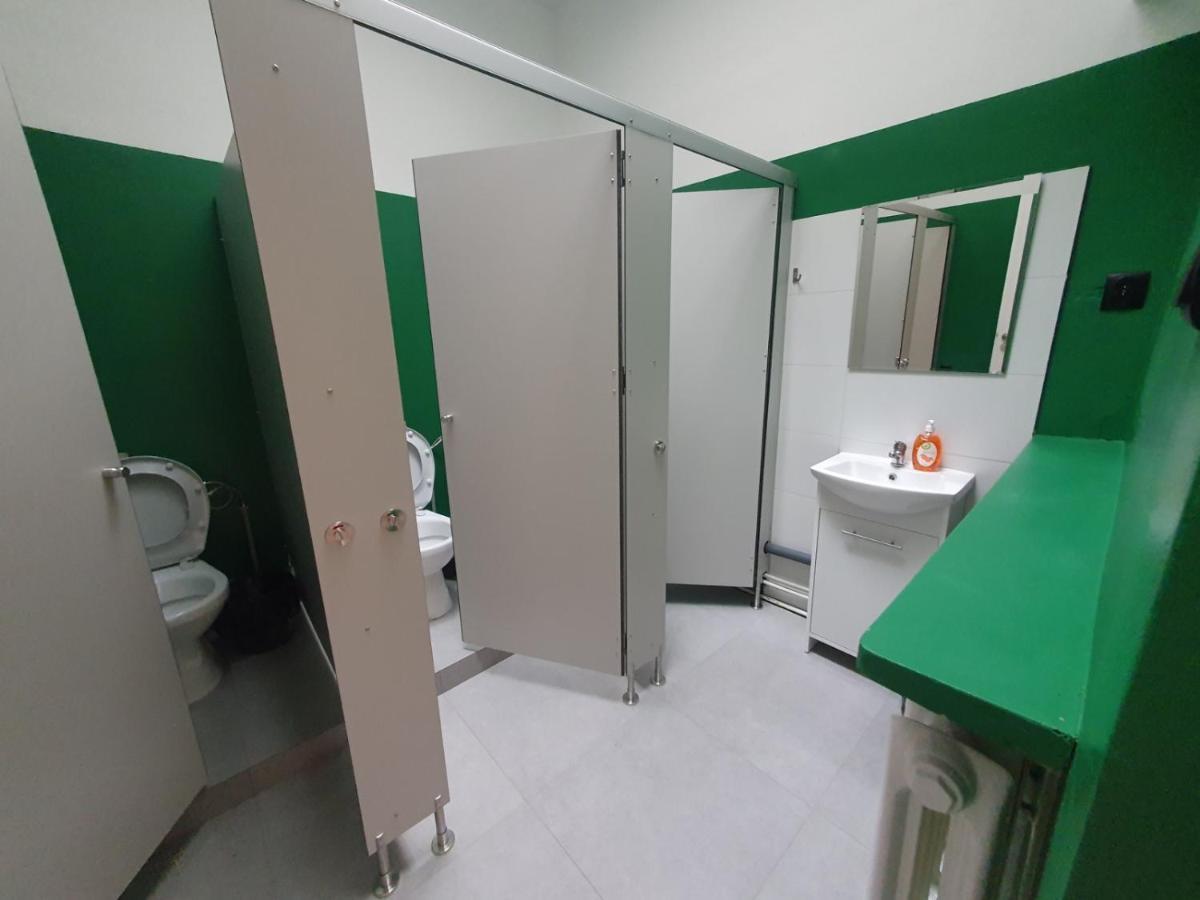 Vasylok Hostel วอร์ซอ ภายนอก รูปภาพ