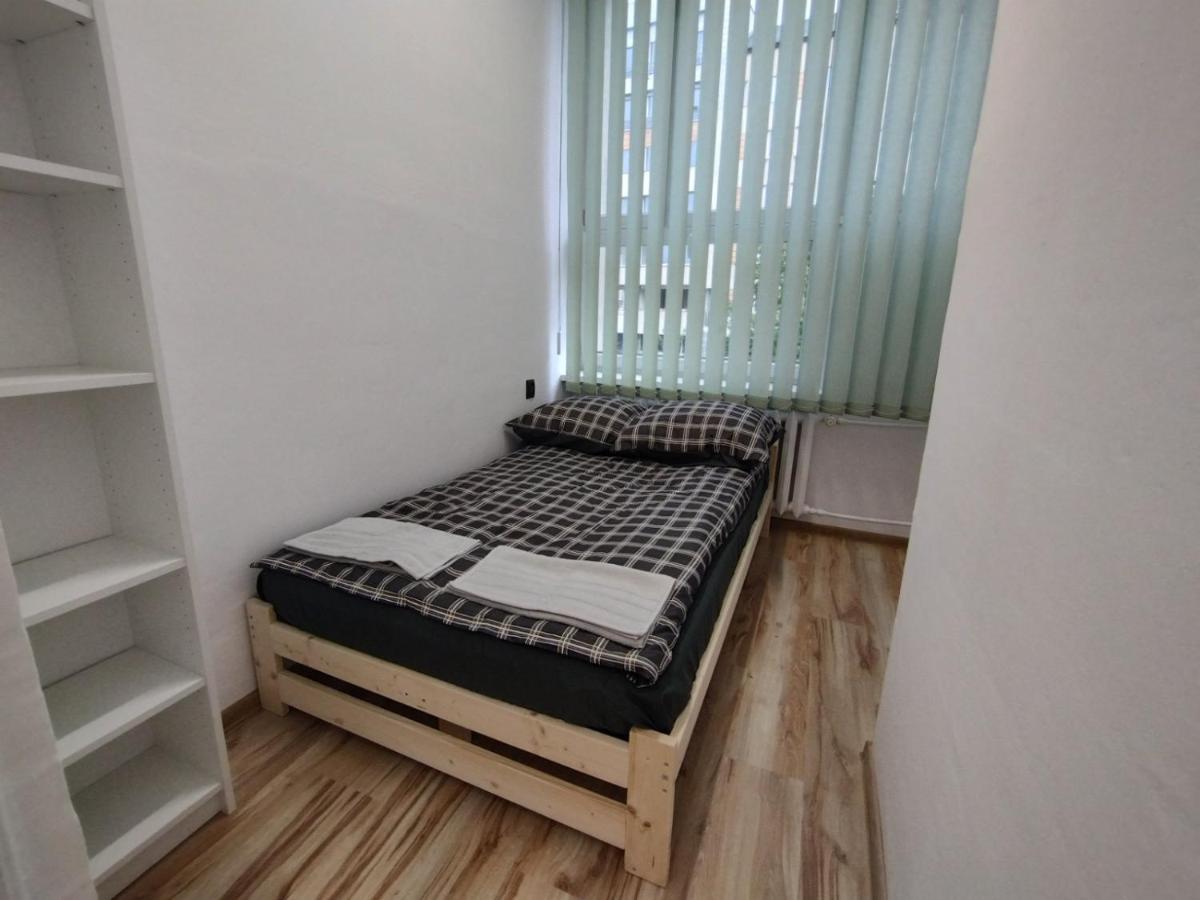 Vasylok Hostel วอร์ซอ ภายนอก รูปภาพ