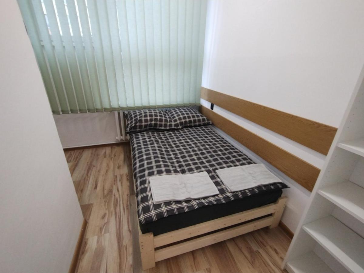 Vasylok Hostel วอร์ซอ ภายนอก รูปภาพ